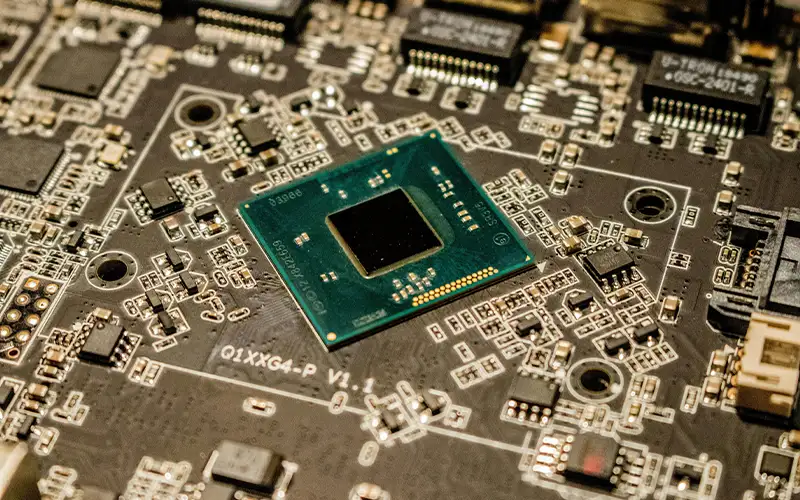 Air filtration in semiconductor industry